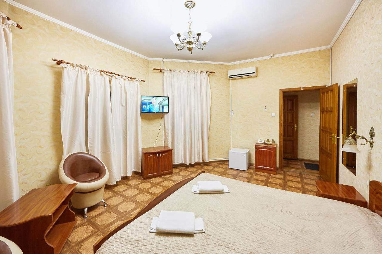Hotel Barbaris Κίεβο Εξωτερικό φωτογραφία